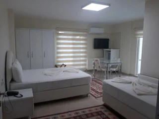 Тосия: Miray Otel