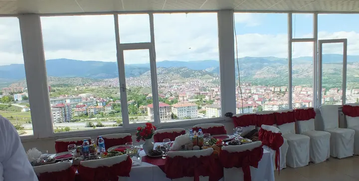 Тосия: Miray Otel