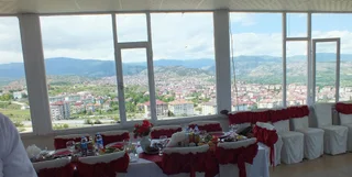 Тосия: Miray Otel