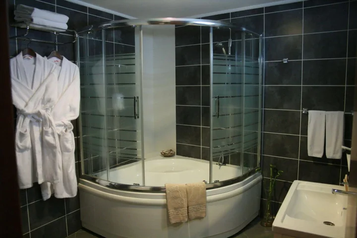 Дюздже: Gosterisli Hotel