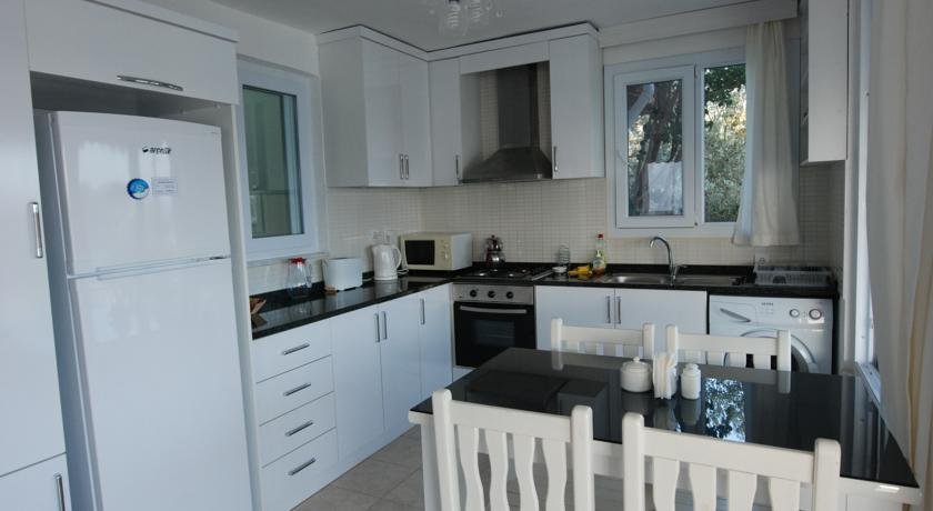 Каш: Jasmine House
