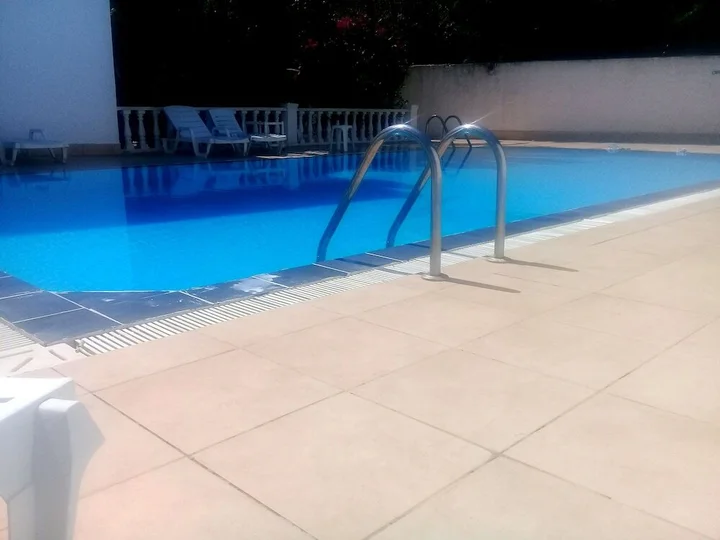 Торба: Jungle Apart Hotel