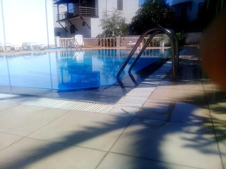 Торба: Jungle Apart Hotel