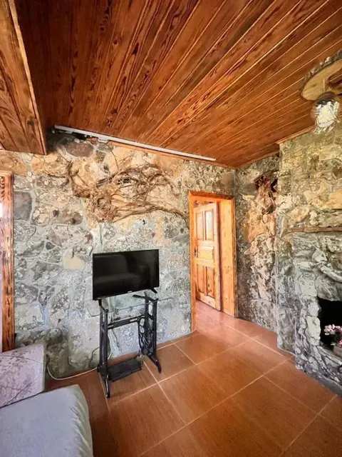 Зейтинликой: Gokceada Uysallar Köy Evi