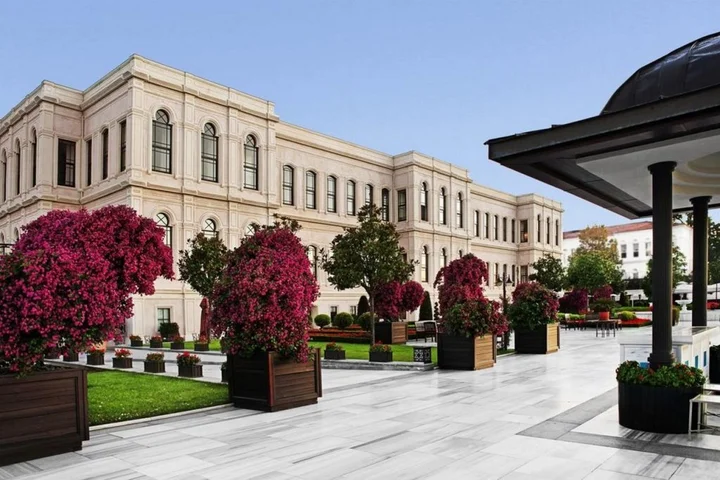 Стамбул: Four Seasons Hotel Istanbul at the Bosphorus