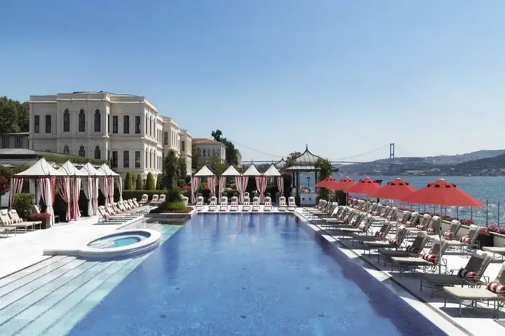 Стамбул: Four Seasons Hotel Istanbul at the Bosphorus