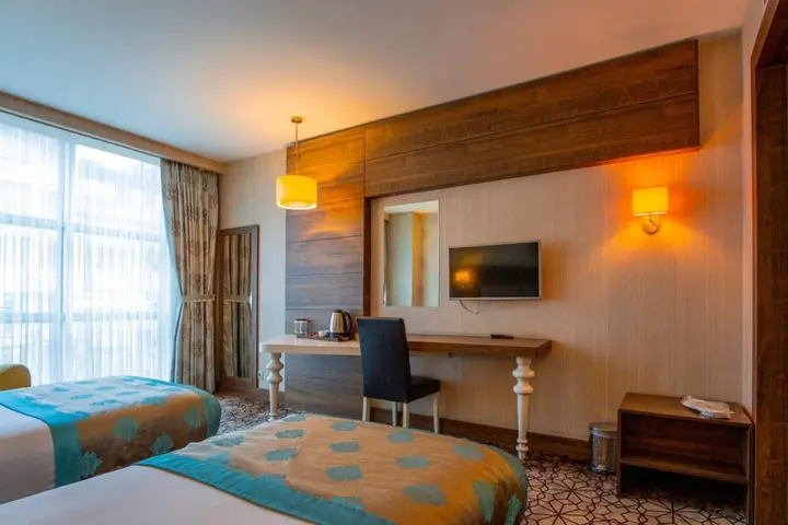 Инегол: Inegol Royal Hotel