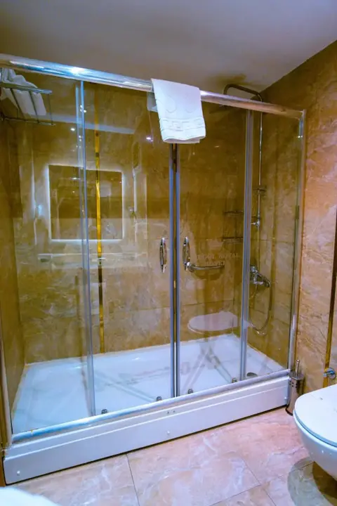 Инегол: Inegol Royal Hotel