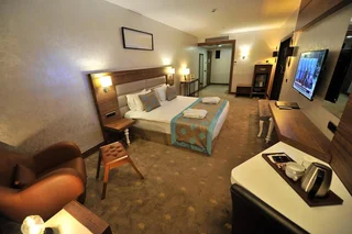 Инегол: Inegol Royal Hotel