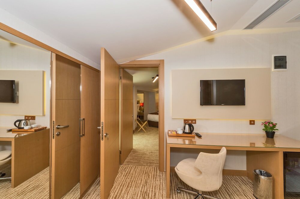 Стамбул: Boursier Hotel