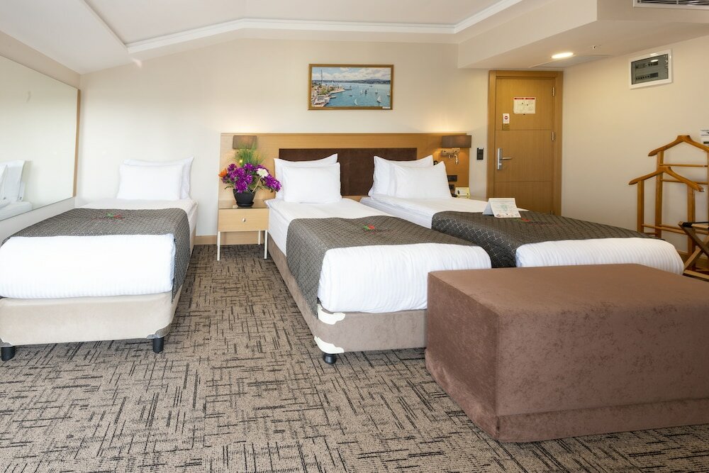 Стамбул: Boursier Hotel