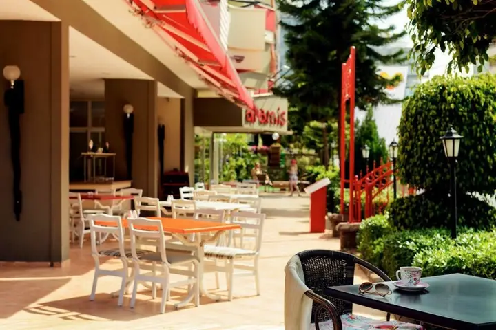 Smartline Sunpark Aramis Hotel — фото 3