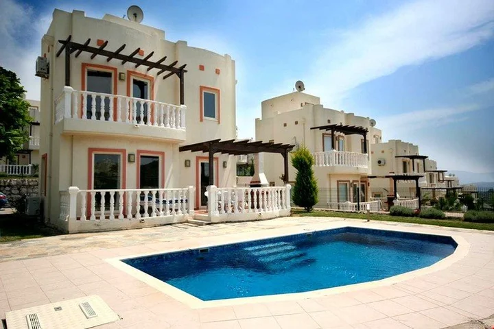 Милас: Bodrum Tuzla BD418