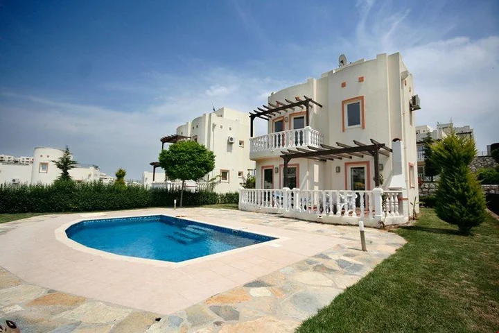 Милас: Bodrum Tuzla BD418