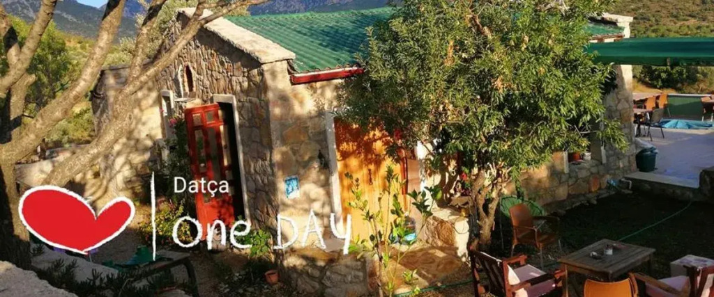 Датча: W. Antic Cafe Restaurant Butik Otel