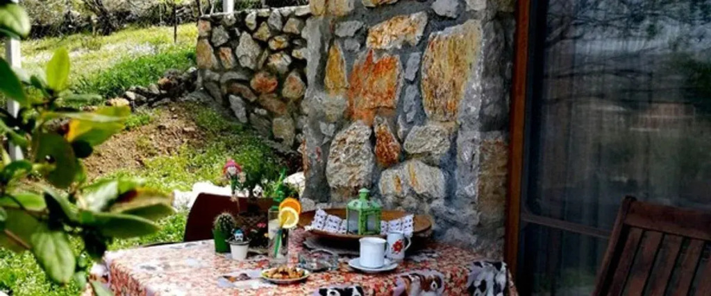 Датча: W. Antic Cafe Restaurant Butik Otel