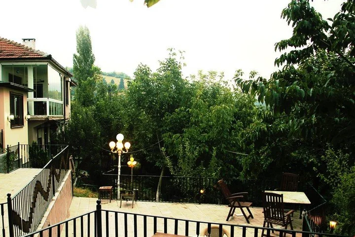 Османгази: 399 Uludağ Konuk Evi