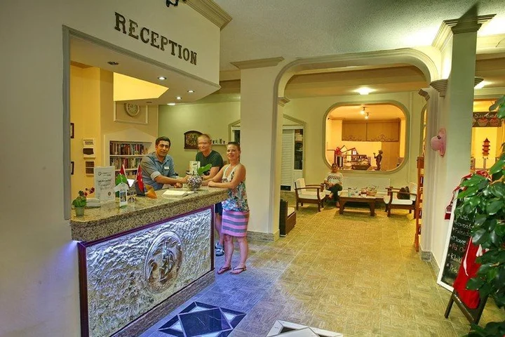 Аланья: Bella Bravo Apart Hotel