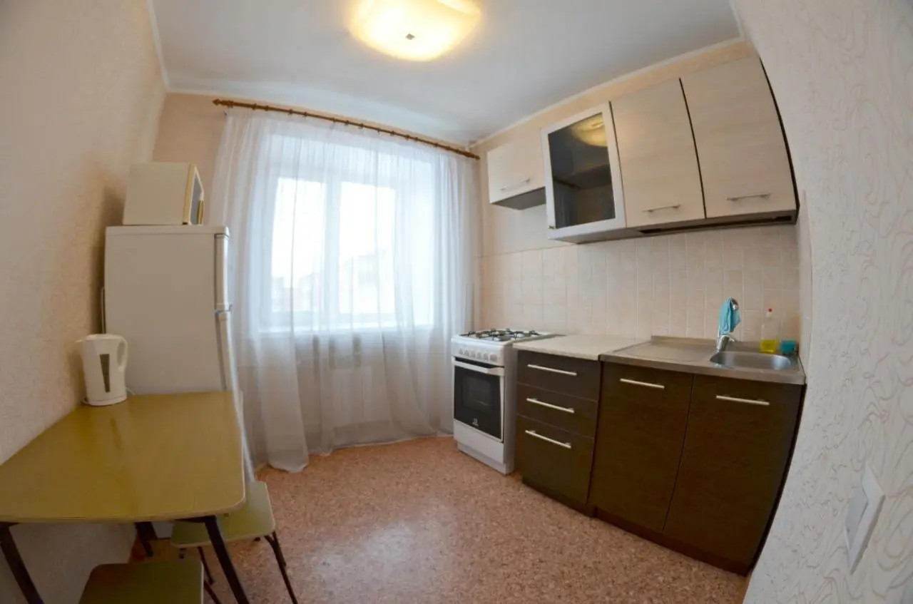 Кемерово: Apartment on Krasnoarmeyskaya 95A