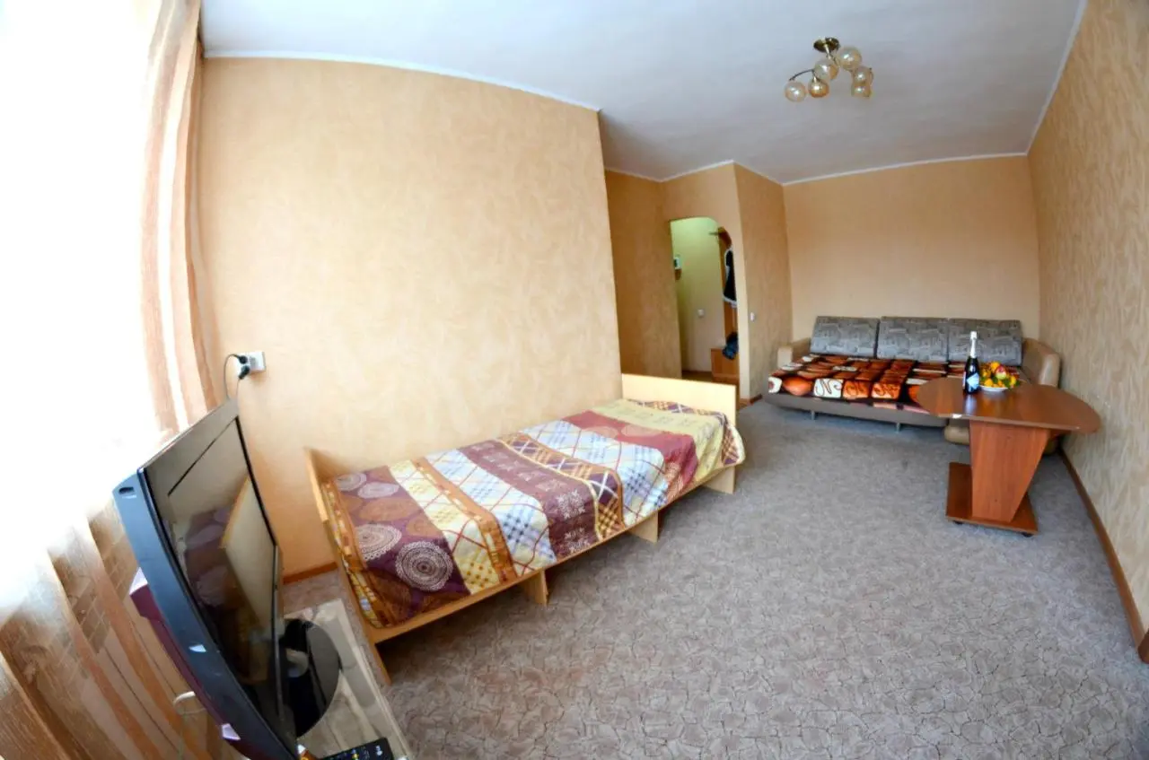 Кемерово: Apartment on Krasnoarmeyskaya 95A