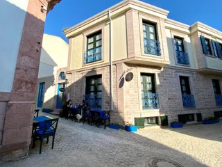 Айвалык: Ayvalik Rebetiko Otel