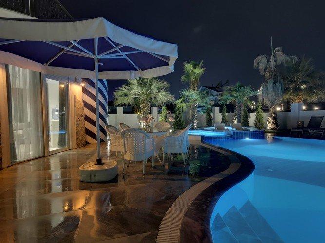 Белек: Red Premium Vip | Serik
