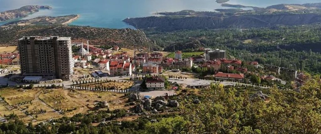 Эрменек: Ermenek Turkuaz Konuk Evi