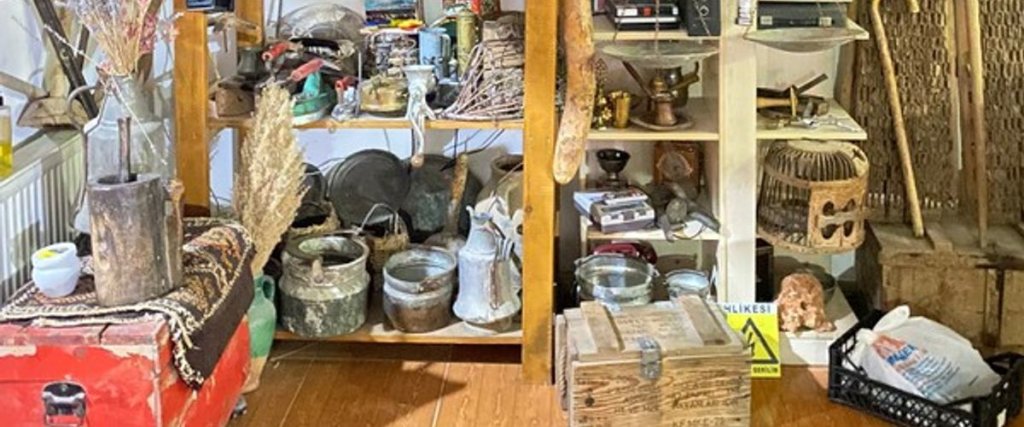 Эрменек: Ermenek Turkuaz Konuk Evi