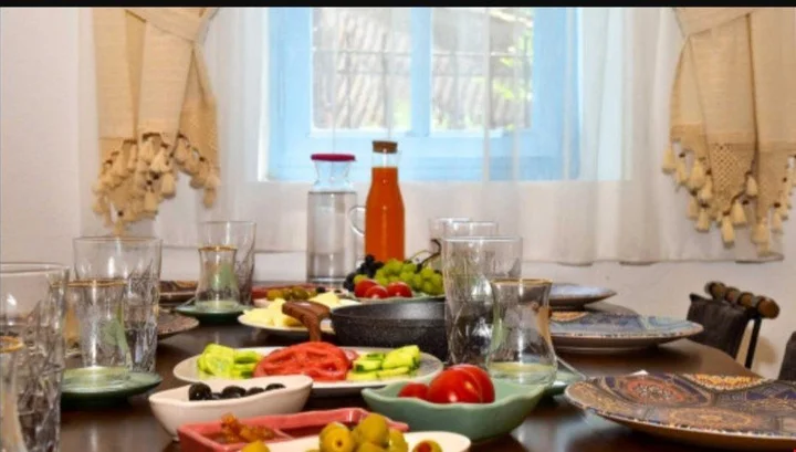 Зейтинликой: Gokce Hanim Butik Otel