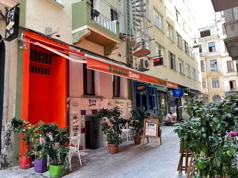 Стамбул: Cozy Very Central Family Suite 1+1 Nearby Istiklal