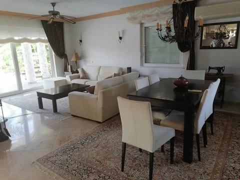 Чамьюва: Villa Malibu
