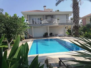 Чамьюва: Villa Malibu