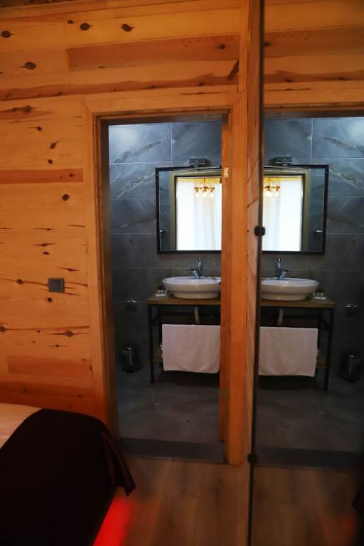 Чамлыхемшин: Yamaçda Suit Otel