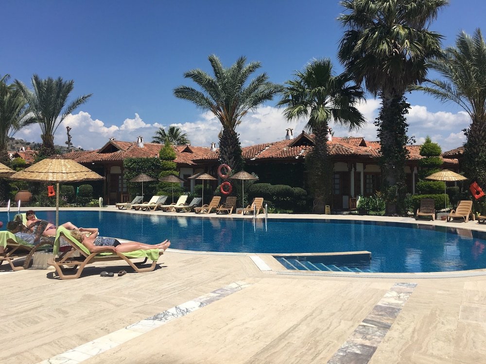 Дальян: Asur Otel