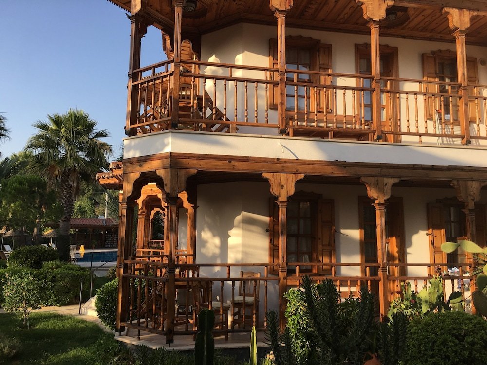 Дальян: Asur Otel