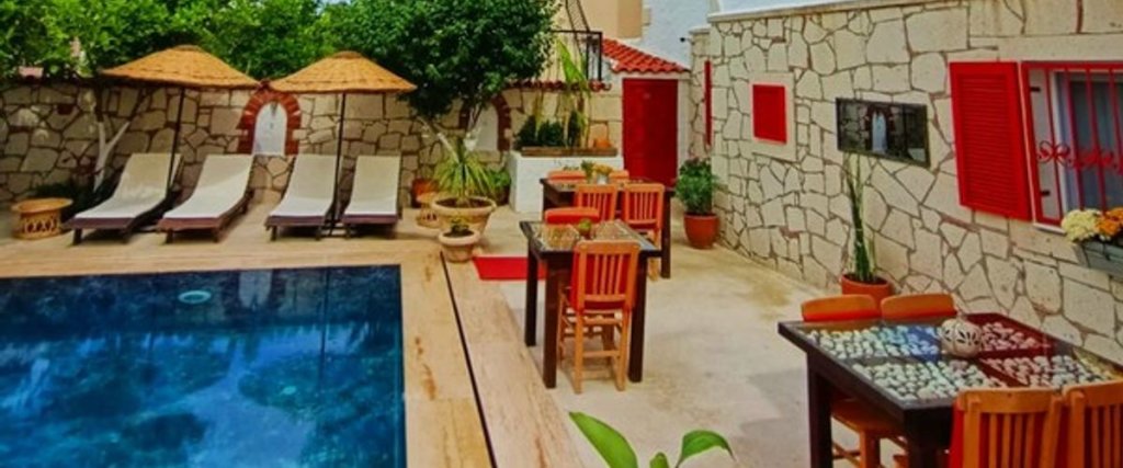 Чешме: Badem Ici Alacati