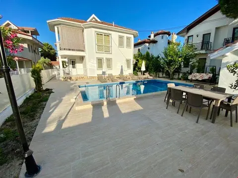 Дальян: Acar Villa