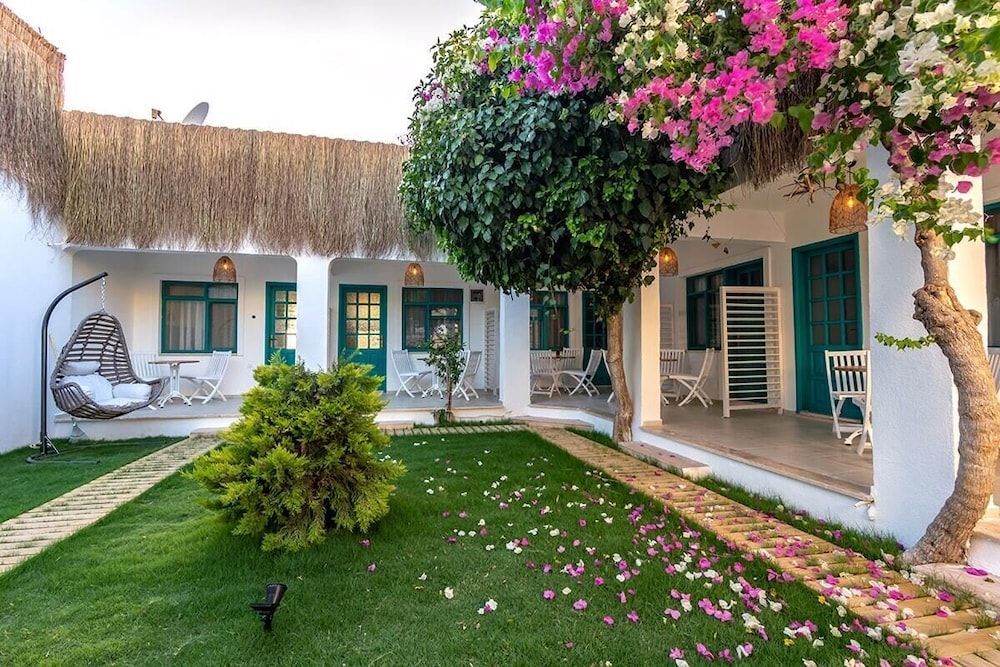 Датча: Avlu Butik Otel Palamutbükü