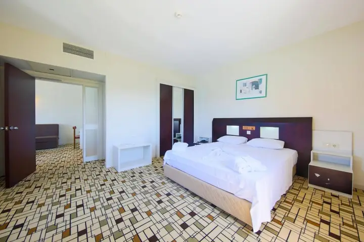 Medis Resort Hotel — фото 2