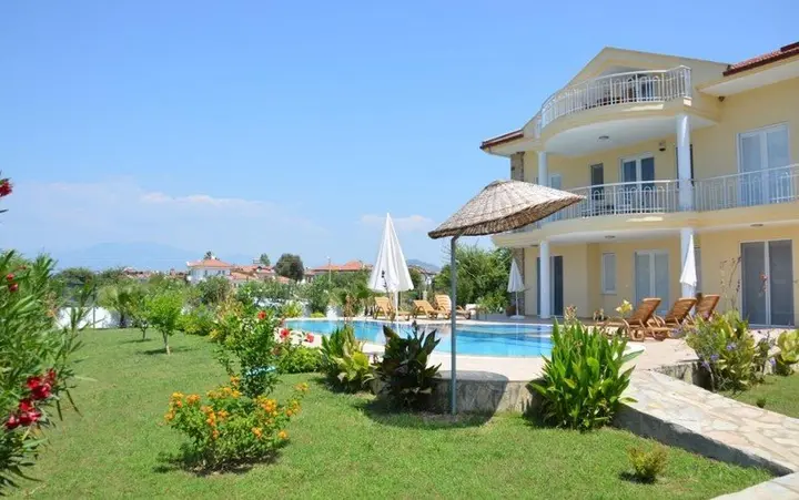 Дальян: Villa Begonvil