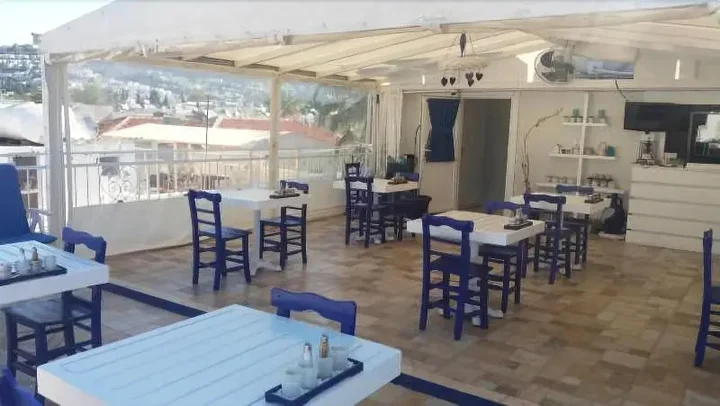 Бодрум: White and Blue Bodrum