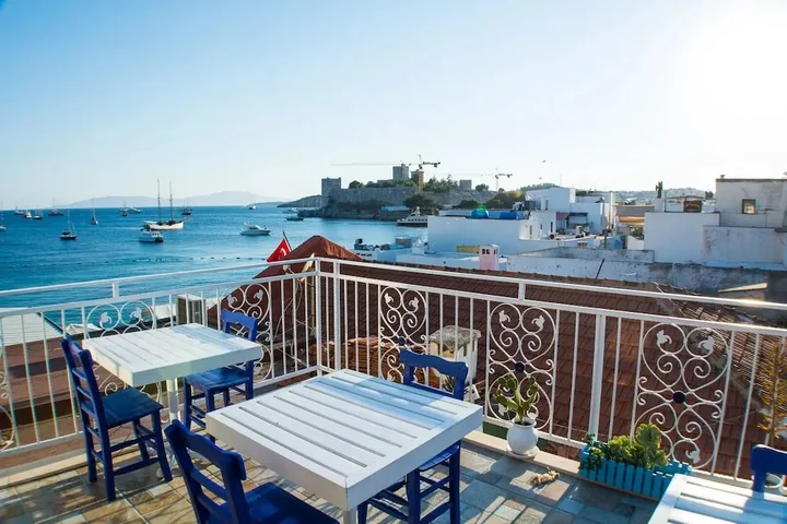 Бодрум: White and Blue Bodrum