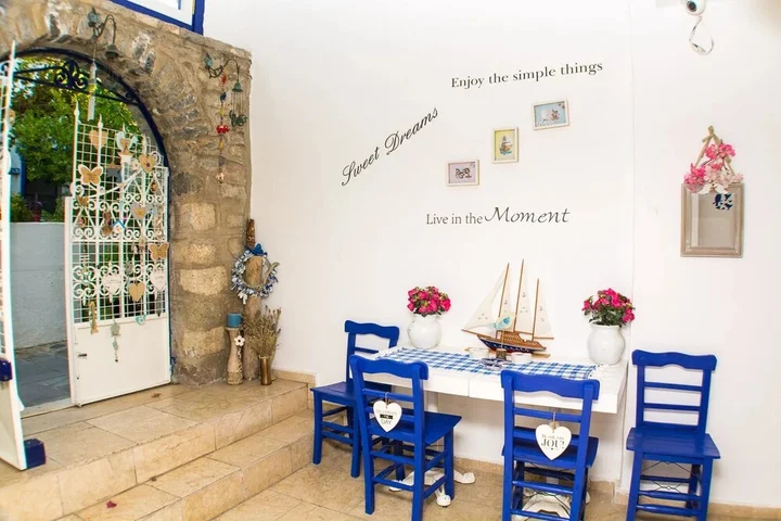 Бодрум: White and Blue Bodrum