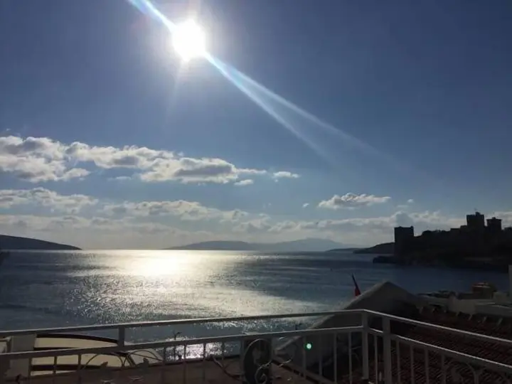 Бодрум: White and Blue Bodrum