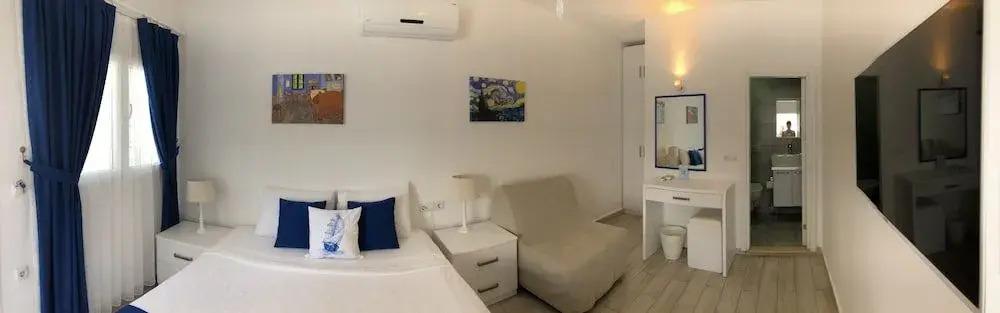 Бодрум: White and Blue Bodrum