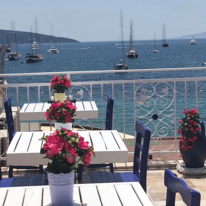 Бодрум: White and Blue Bodrum