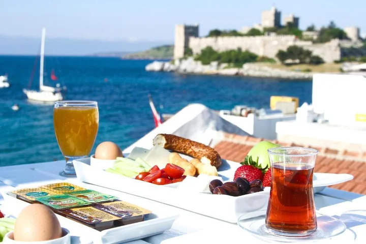 Бодрум: White and Blue Bodrum