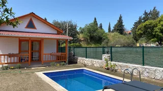 Датча: Villa Back Garden