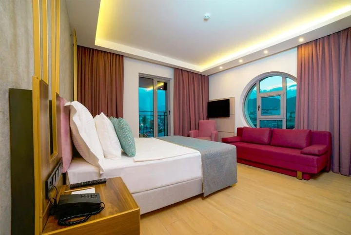 Анталья: Leaf Port Hotel