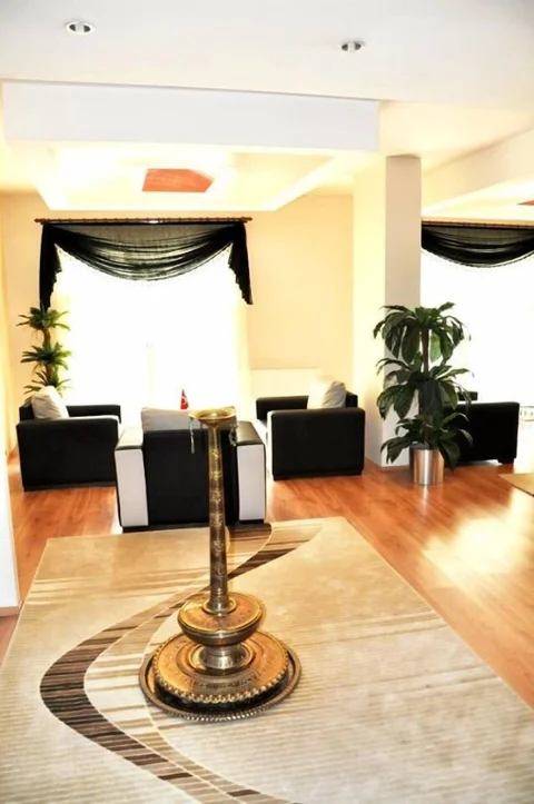 Эльбистан: Elbistan Garden Hotel